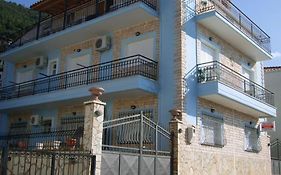 Kristallia Rooms
